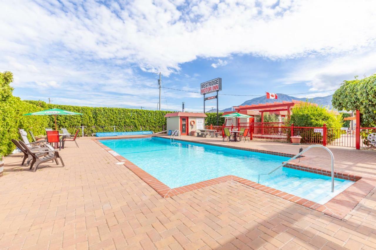 Westridge Motor Inn Osoyoos Bagian luar foto