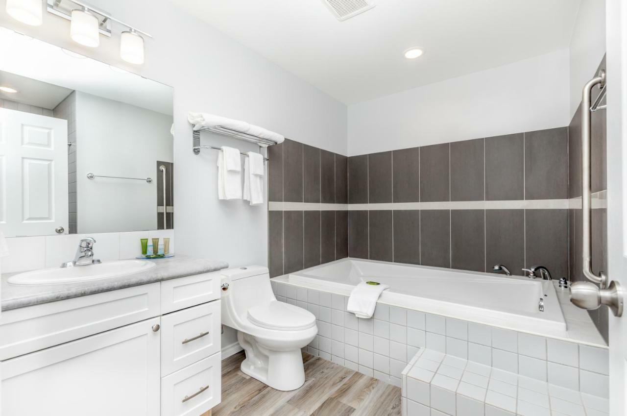 Westridge Motor Inn Osoyoos Bagian luar foto
