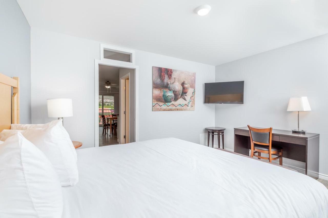 Westridge Motor Inn Osoyoos Bagian luar foto