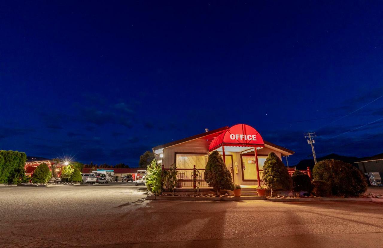 Westridge Motor Inn Osoyoos Bagian luar foto
